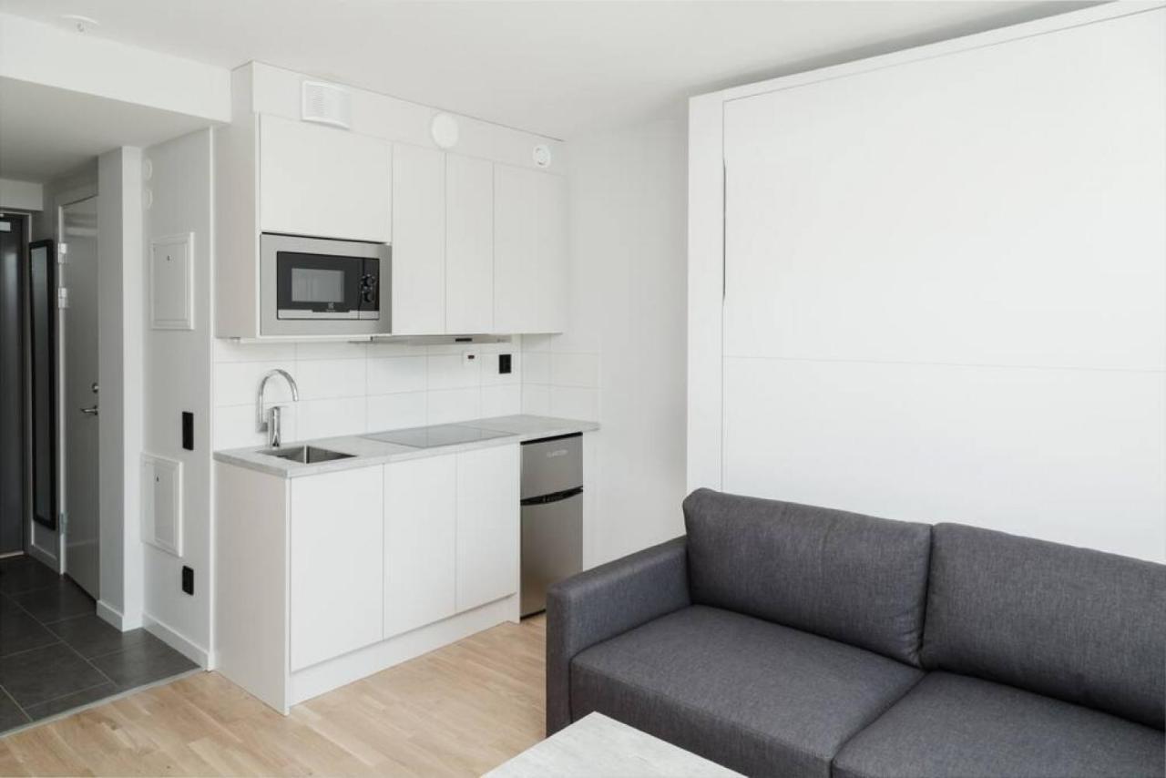Comfy And Well Equipped Apartment W Free Parking Lidingö Esterno foto
